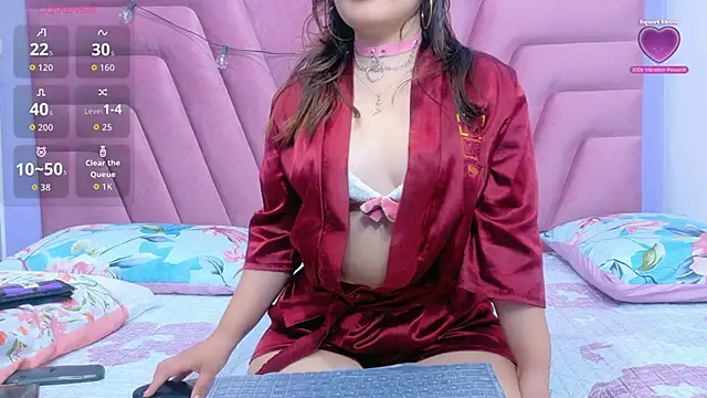 Snapshot of hornybarelylegalgirl chatting on January 8, 2026, 12:29 pm hornybarelylegalgirl online show from January 8, 2026, 12:29 pm