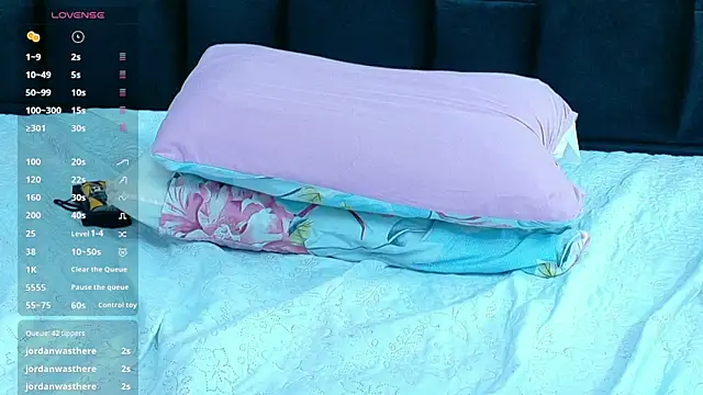 hornybarelylegalgirl online show from March 9, 2026, 12:14 am