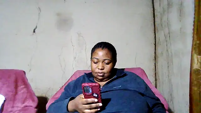 bustyboobs6 online show from September 25, 2025, 4:11 pm