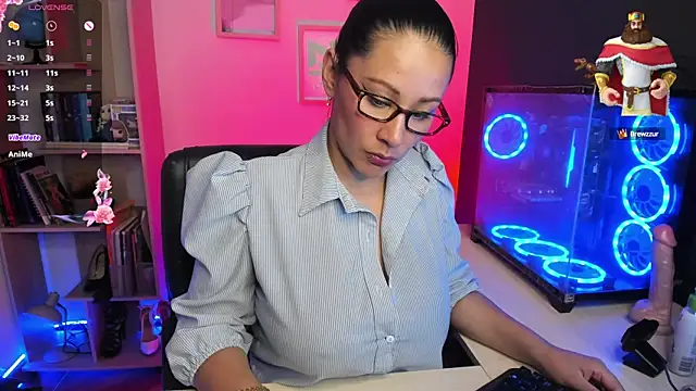 Sue Wolls online show from February 3, 2025, 6:49 pm