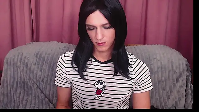 Snapshot of _CRYSTAL_tgirl chatting on December 5, 2024, 12:11 pm CRYSTAL tgirl online show from December 5, 2024, 12:11 pm