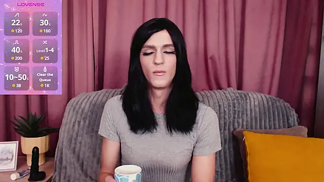 Snapshot of _CRYSTAL_tgirl chatting on December 21, 2024, 12:38 pm CRYSTAL tgirl online show from December 21, 2024, 12:38 pm