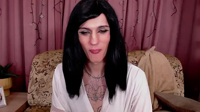 Snapshot of _CRYSTAL_tgirl chatting on February 6, 2025, 3:27 am CRYSTAL tgirl online show from February 6, 2025, 3:27 am