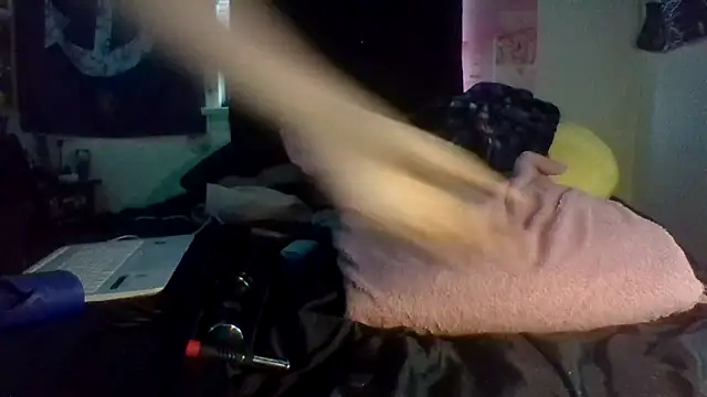 ATwinkie online show from February 22, 2025, 12:51 pm