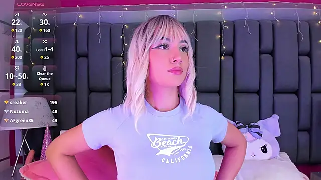 MadissonRey online show from December 27, 2024, 4:21 pm