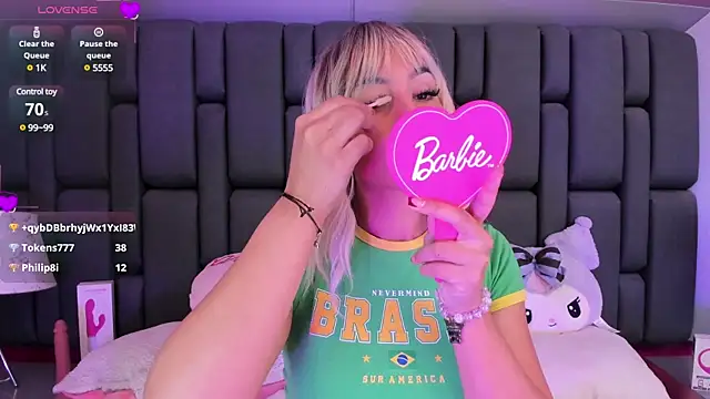 MadissonRey online show from January 17, 2025, 4:04 pm