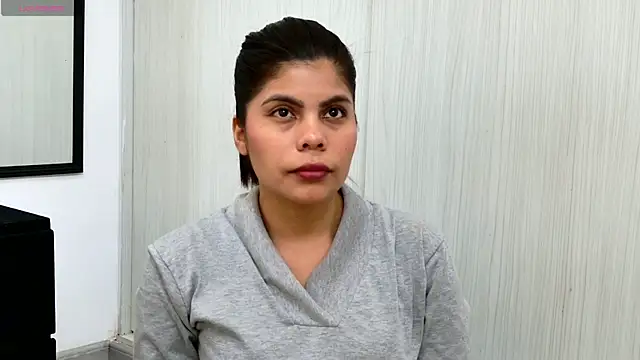 cutehanna1 online show from December 1, 2025, 8:14 pm