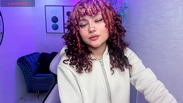 Theia moon online show from November 29, 2025, 1:36 pm