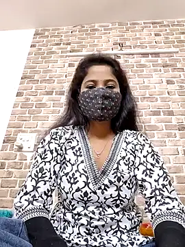 samosa73 online show from January 24, 2025, 2:41 pm