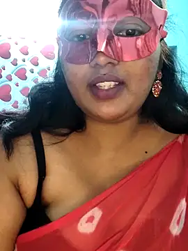 Snapshot of RomeoJuliet345 chatting on January 6, 2025, 10:13 am RomeoJuliet345 online show from January 6, 2025, 10:13 am