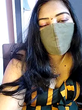 Snapshot of RomeoJuliet345 chatting on February 9, 2026, 10:08 am RomeoJuliet345 online show from February 9, 2026, 10:08 am