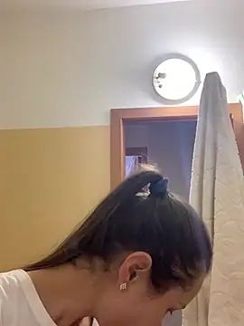 MiraMiss online show from January 18, 2026, 7:23 am