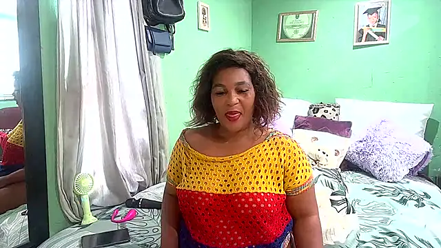 SexyEbony37X online show from February 8, 2026, 6:39 am