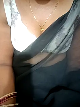 Snapshot of Telugu-mirchi chatting on March 2, 2026, 8:59 pm Telugu-mirchi online show from March 2, 2026, 8:59 pm