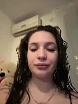Snapshot of VixenAmour chatting on February 3, 2025, 5:46 pm VixenAmour online show from February 3, 2025, 5:46 pm