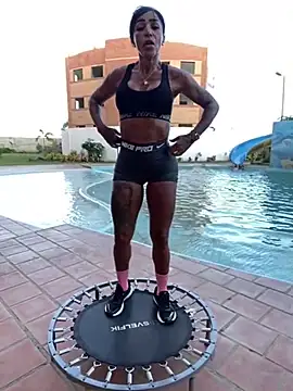 Snapshot of Alison_fitness chatting on January 22, 2025, 9:32 pm Alison fitness online show from January 22, 2025, 9:32 pm