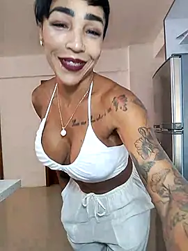 Snapshot of Alison_fitness chatting on February 24, 2025, 9:09 pm Alison fitness online show from February 24, 2025, 9:09 pm