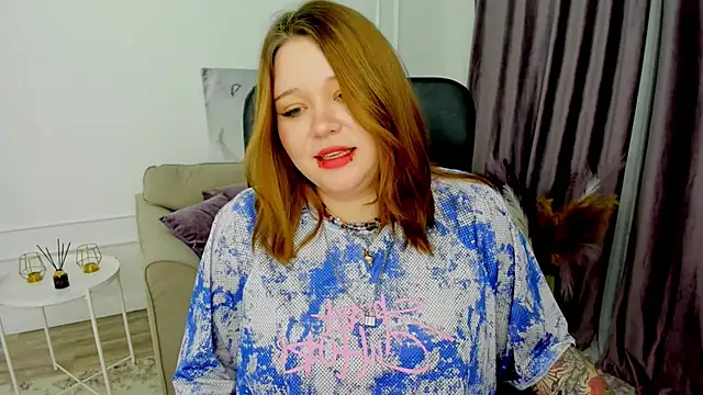 MoonLghte online show from January 15, 2025, 7:44 pm