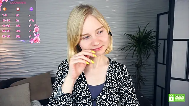 Snapshot of OdelinaFicken chatting on November 8, 2025, 4:12 am OdelinaFicken online show from November 8, 2025, 4:12 am