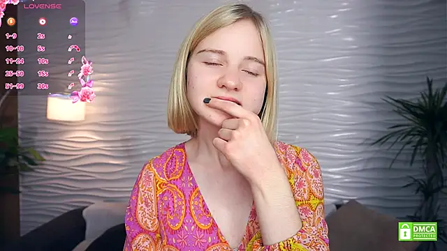 Snapshot of OdelinaFicken chatting on November 22, 2025, 4:11 am OdelinaFicken online show from November 22, 2025, 4:11 am