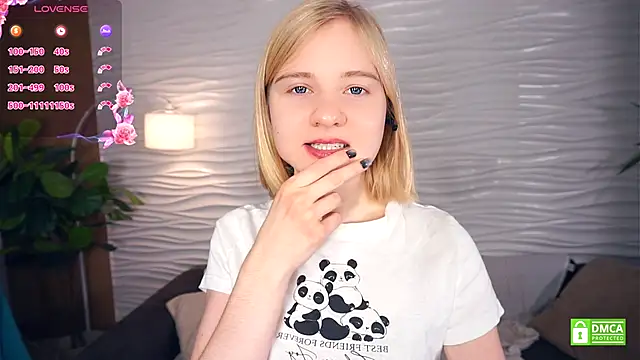 Snapshot of OdelinaFicken chatting on November 29, 2025, 4:04 am OdelinaFicken online show from November 29, 2025, 4:04 am