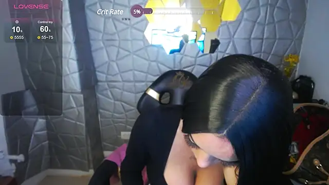 Tiffanny online show from February 28, 2025, 10:06 pm