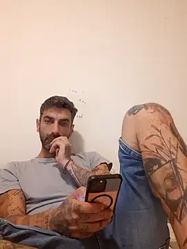 Snapshot of Italian69am chatting on September 22, 2025, 3:58 pm Italian69am online show from September 22, 2025, 3:58 pm