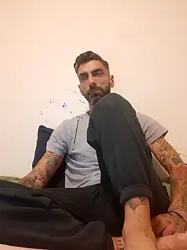 Snapshot of Italian69am chatting on November 9, 2025, 4:49 pm Italian69am online show from November 9, 2025, 4:49 pm