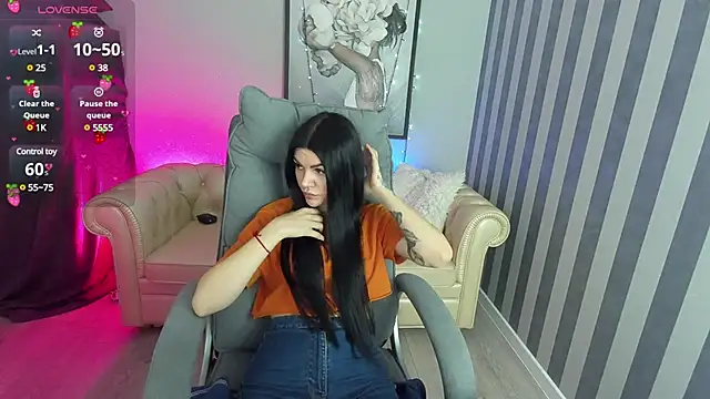 Tiffany lab online show from March 7, 2025, 6:35 am