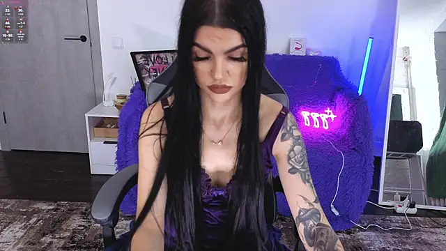 Tiffany lab online show from December 2, 2025, 7:47 am