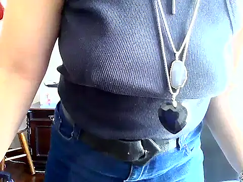 Snapshot of escritorasafada chatting on January 13, 2025, 5:02 pm escritorasafada online show from January 13, 2025, 5:02 pm