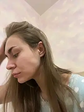 Burning girlss online show from December 24, 2024, 10:17 pm