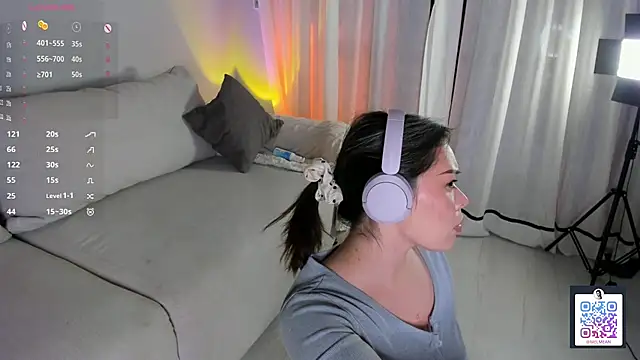 Snapshot of Mellovely chatting on October 19, 2025, 2:40 pm Mellovely online show from October 19, 2025, 2:40 pm