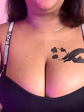 wildestcouplee online show from December 19, 2025, 6:59 pm