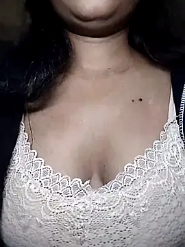 Shivani Tivari online show from December 1, 2025, 5:40 pm