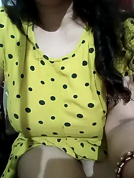 Sneha gril online show from November 7, 2025, 2:28 pm