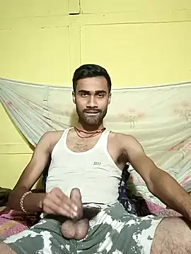 Snapshot of Skinny_Bigass_23 chatting on January 12, 2025, 6:16 pm Skinny Bigass 23 online show from January 12, 2025, 6:16 pm