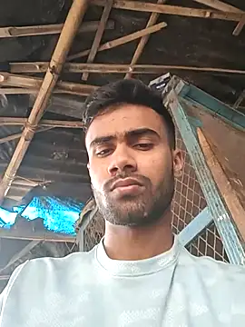 Snapshot of Skinny_Bigass_23 chatting on February 20, 2025, 6:24 pm Skinny Bigass 23 online show from February 20, 2025, 6:24 pm