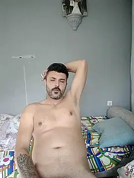 hot man eray online show from November 13, 2025, 8:35 am