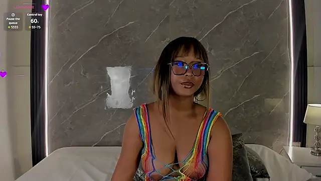 Snapshot of RachellEbony chatting on May 13, 2026, 1:19 pm RachellEbony online show from May 13, 2026, 1:19 pm