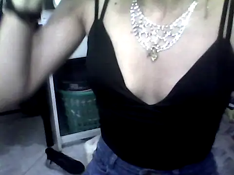 ariana crazzy online show from March 12, 2025, 12:47 pm