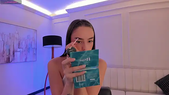 KaiaFerreira online show from January 7, 2026, 12:07 pm