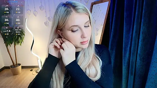 Evacadooo online show from February 2, 2026, 3:16 am