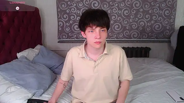 iwillfall online show from April 10, 2026, 8:35 pm