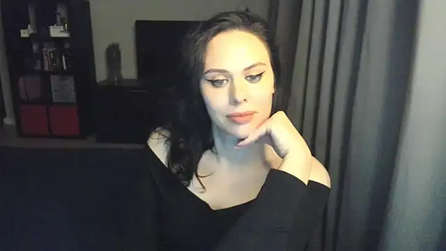 MollyCheiz online show from January 24, 2025, 11:45 pm