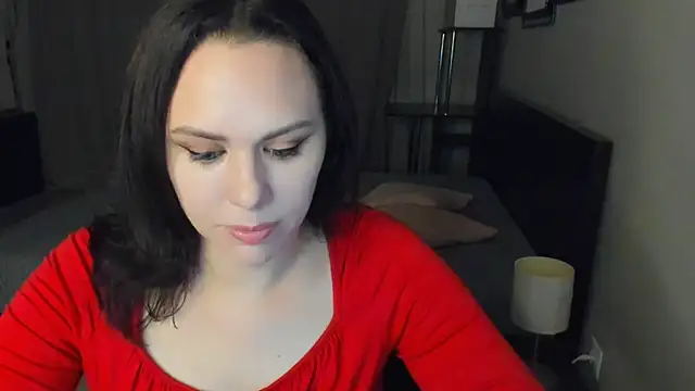 MollyCheiz online show from September 12, 2025, 11:04 pm