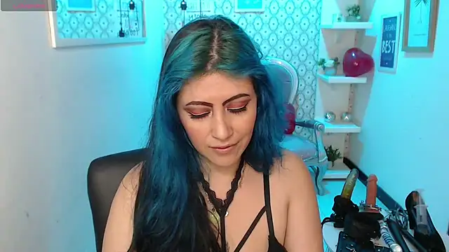 scarleth blue online show from February 15, 2025, 9:16 am