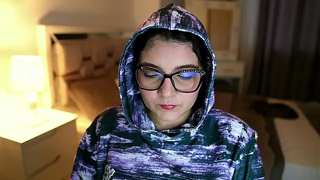 Camilaa bueno online show from January 16, 2026, 10:58 pm