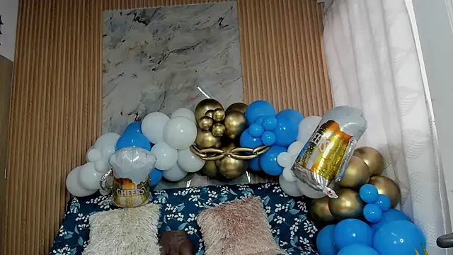 Any topless online show from October 8, 2025, 11:08 am