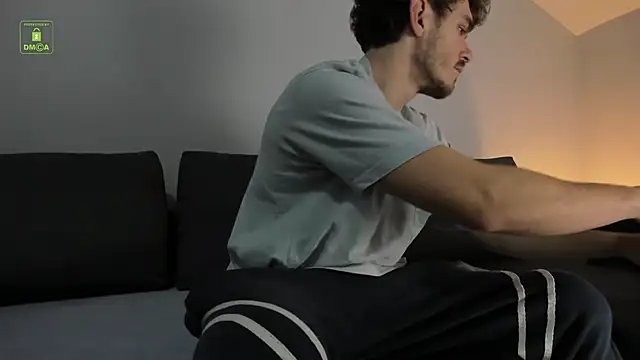 Perry Knight online show from November 10, 2025, 6:01 am